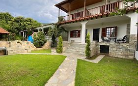 Casa Lanardi, Stavros